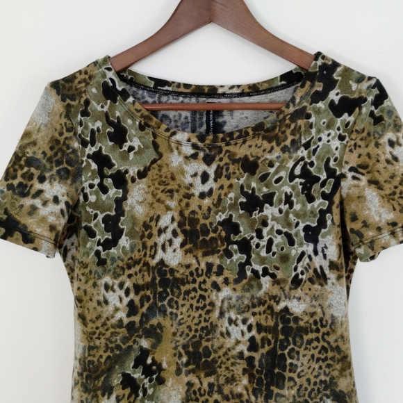 W118 by Walter Baker animal print dress size small - Picture 2 of 8